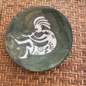 Jeremy Diller Small Iridescent Raku Kokopelli Bowl - Green Grey & Cream